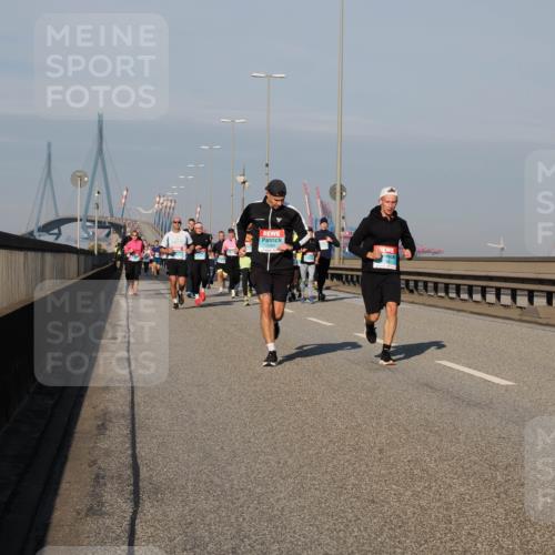 03.10.2025 - Köhlbrandbrückenlauf Fabian Wolf http://msf.ph/oto/9038663 03.10.2025 09:53:00 Position 3 1886 meine-sportfotos.de