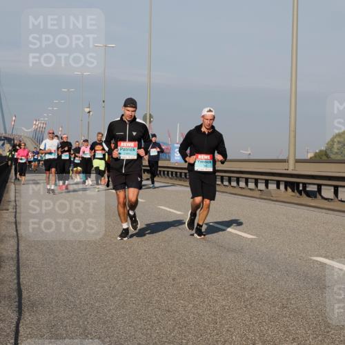 03.10.2025 - Köhlbrandbrückenlauf Fabian Wolf http://msf.ph/oto/9038683 03.10.2025 09:53:01 Position 3 1886, 1764 meine-sportfotos.de