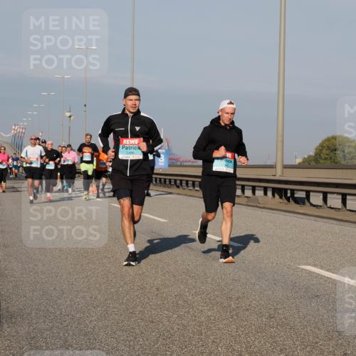 03.10.2025 - Köhlbrandbrückenlauf Fabian Wolf http://msf.ph/oto/9038698 03.10.2025 09:53:02 Position 3 1886, 1764 meine-sportfotos.de