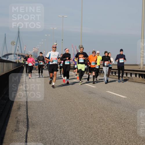 03.10.2025 - Köhlbrandbrückenlauf Fabian Wolf http://msf.ph/oto/9038748 03.10.2025 09:53:05 Position 3  meine-sportfotos.de