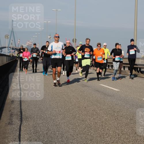 03.10.2025 - Köhlbrandbrückenlauf Fabian Wolf http://msf.ph/oto/9038777 03.10.2025 09:53:06 Position 3 1478 meine-sportfotos.de