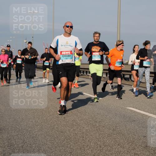 03.10.2025 - Köhlbrandbrückenlauf Fabian Wolf http://msf.ph/oto/9038825 03.10.2025 09:53:08 Position 3 1567, 1163, 1257 meine-sportfotos.de