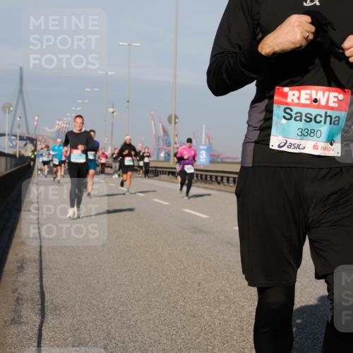 03.10.2025 - Köhlbrandbrückenlauf Fabian Wolf http://msf.ph/oto/9038987 03.10.2025 09:53:16 Position 3 3380 meine-sportfotos.de