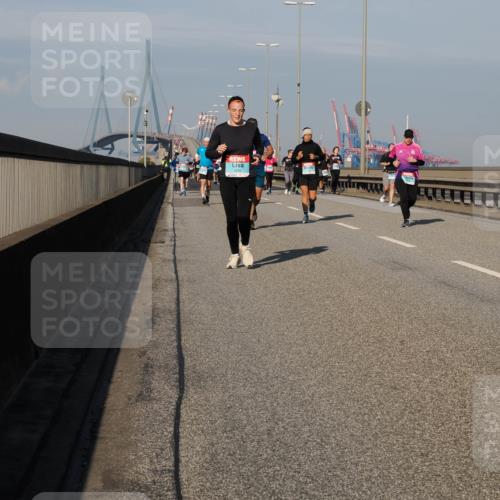 03.10.2025 - Köhlbrandbrückenlauf Fabian Wolf http://msf.ph/oto/9038999 03.10.2025 09:53:17 Position 3 1656 meine-sportfotos.de