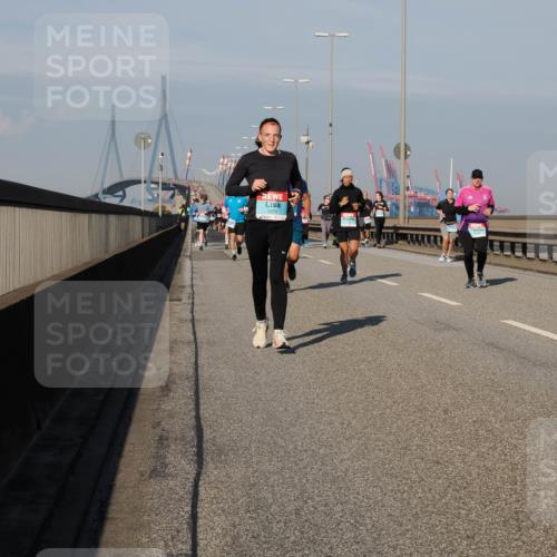 03.10.2025 - Köhlbrandbrückenlauf Fabian Wolf http://msf.ph/oto/9039016 03.10.2025 09:53:17 Position 3 1656 meine-sportfotos.de