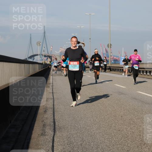 03.10.2025 - Köhlbrandbrückenlauf Fabian Wolf http://msf.ph/oto/9039030 03.10.2025 09:53:18 Position 3 1656 meine-sportfotos.de