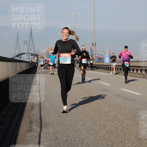03.10.2025 - Köhlbrandbrückenlauf Fabian Wolf http://msf.ph/oto/9039044 03.10.2025 09:53:19 Position 3 1656 meine-sportfotos.de