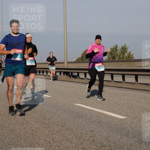 03.10.2025 - Köhlbrandbrückenlauf Fabian Wolf http://msf.ph/oto/9039083 03.10.2025 09:53:22 Position 3 014, 1338, 1188 meine-sportfotos.de