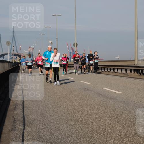 03.10.2025 - Köhlbrandbrückenlauf Fabian Wolf http://msf.ph/oto/9039103 03.10.2025 09:53:24 Position 3  meine-sportfotos.de