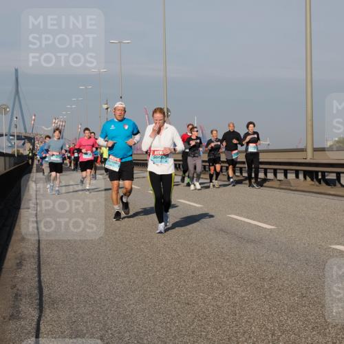 03.10.2025 - Köhlbrandbrückenlauf Fabian Wolf http://msf.ph/oto/9039133 03.10.2025 09:53:26 Position 3 1742 meine-sportfotos.de