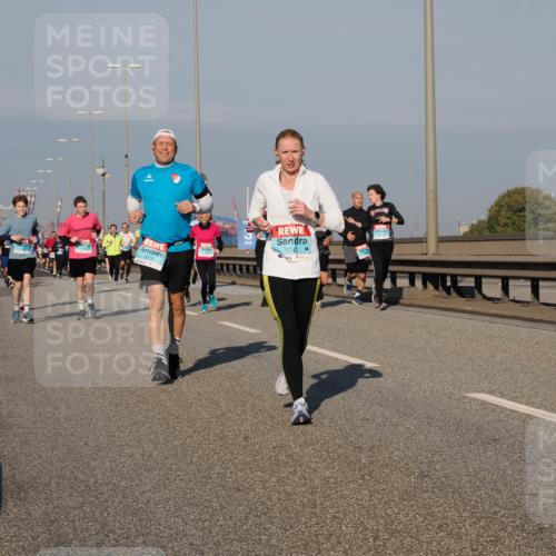 03.10.2025 - Köhlbrandbrückenlauf Fabian Wolf http://msf.ph/oto/9039162 03.10.2025 09:53:27 Position 3 3218, 1742 meine-sportfotos.de