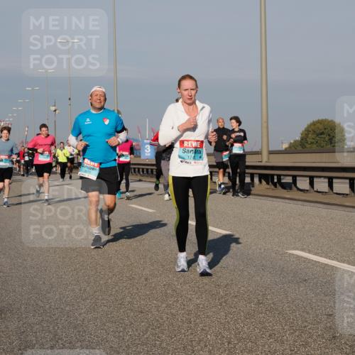 03.10.2025 - Köhlbrandbrückenlauf Fabian Wolf http://msf.ph/oto/9039168 03.10.2025 09:53:27 Position 3 3218, 1742 meine-sportfotos.de