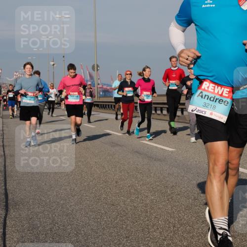 03.10.2025 - Köhlbrandbrückenlauf Fabian Wolf http://msf.ph/oto/9039226 03.10.2025 09:53:30 Position 3 3218, 2 meine-sportfotos.de