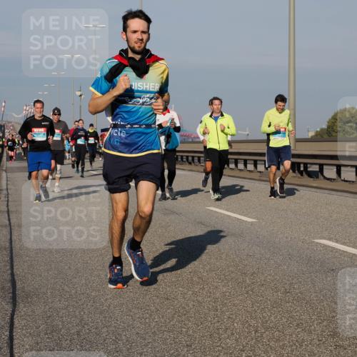 03.10.2025 - Köhlbrandbrückenlauf Fabian Wolf http://msf.ph/oto/9039391 03.10.2025 09:53:37 Position 3  meine-sportfotos.de
