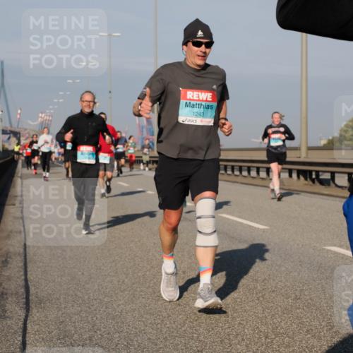 03.10.2025 - Köhlbrandbrückenlauf Fabian Wolf http://msf.ph/oto/9039526 03.10.2025 09:53:43 Position 3 1243 meine-sportfotos.de