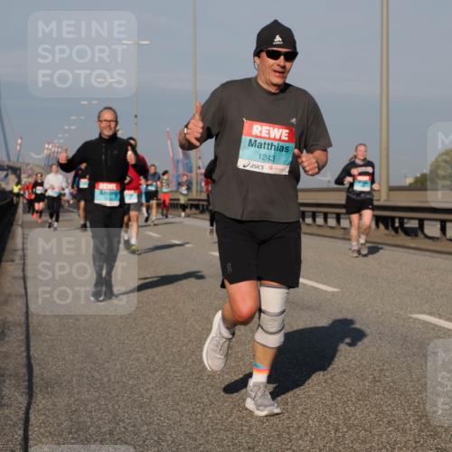 03.10.2025 - Köhlbrandbrückenlauf Fabian Wolf http://msf.ph/oto/9039528 03.10.2025 09:53:43 Position 3 1243 meine-sportfotos.de
