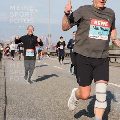 03.10.2025 - Köhlbrandbrückenlauf Fabian Wolf http://msf.ph/oto/9039541 03.10.2025 09:53:43 Position 3 1873, 1243 meine-sportfotos.de