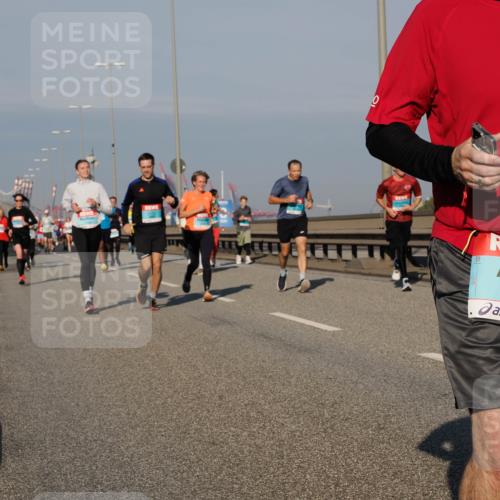 03.10.2025 - Köhlbrandbrückenlauf Fabian Wolf http://msf.ph/oto/9039658 03.10.2025 09:53:49 Position 3 1375 meine-sportfotos.de