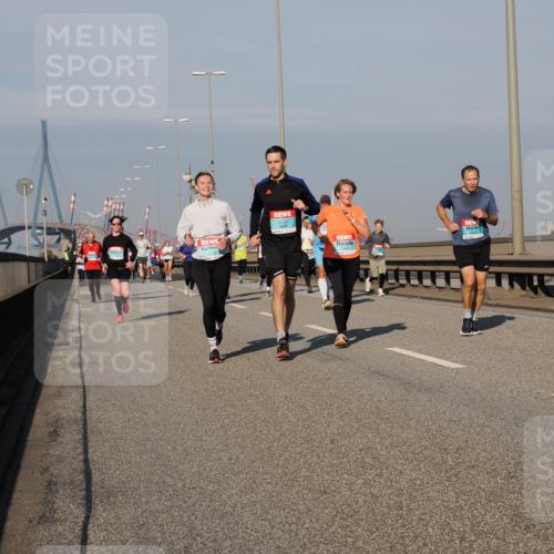 03.10.2025 - Köhlbrandbrückenlauf Fabian Wolf http://msf.ph/oto/9039676 03.10.2025 09:53:50 Position 3 1343 meine-sportfotos.de