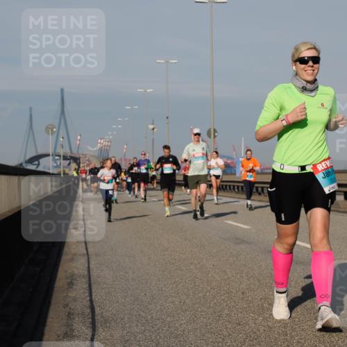 03.10.2025 - Köhlbrandbrückenlauf Fabian Wolf http://msf.ph/oto/9039922 03.10.2025 09:54:03 Position 3 0, 2821 meine-sportfotos.de