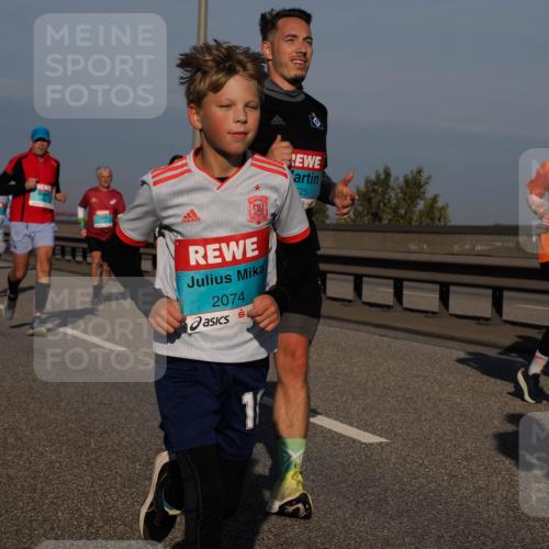 03.10.2025 - Köhlbrandbrückenlauf Fabian Wolf http://msf.ph/oto/9040036 03.10.2025 09:54:09 Position 3 2074, 25 meine-sportfotos.de
