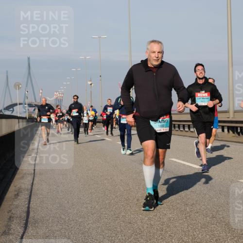 03.10.2025 - Köhlbrandbrückenlauf Fabian Wolf http://msf.ph/oto/9040131 03.10.2025 09:54:13 Position 3 1450, 3672, 12 meine-sportfotos.de