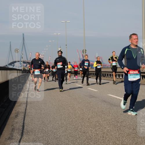 03.10.2025 - Köhlbrandbrückenlauf Fabian Wolf http://msf.ph/oto/9040182 03.10.2025 09:54:16 Position 3 1805 meine-sportfotos.de