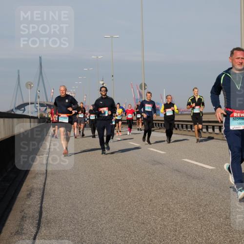 03.10.2025 - Köhlbrandbrückenlauf Fabian Wolf http://msf.ph/oto/9040188 03.10.2025 09:54:17 Position 3 1805 meine-sportfotos.de