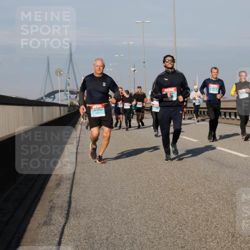 03.10.2025 - Köhlbrandbrückenlauf Fabian Wolf http://msf.ph/oto/9040213 03.10.2025 09:54:19 Position 3 3032 meine-sportfotos.de