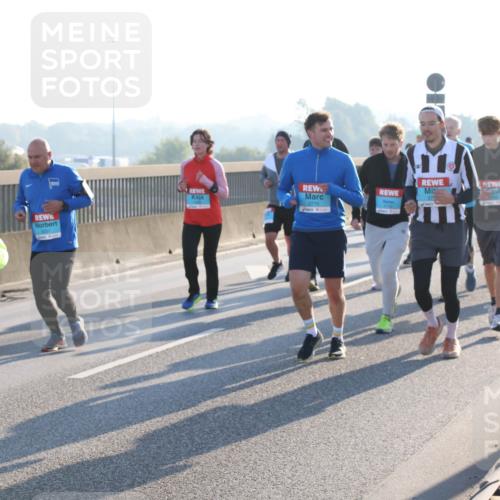 03.10.2025 - Köhlbrandbrückenlauf Lena Gebhardt http://msf.ph/oto/9040265 03.10.2025 09:25:04 Position 1 2907, 2770 meine-sportfotos.de