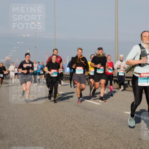03.10.2025 - Köhlbrandbrückenlauf Fabian Wolf http://msf.ph/oto/9040303 03.10.2025 09:54:24 Position 3  meine-sportfotos.de