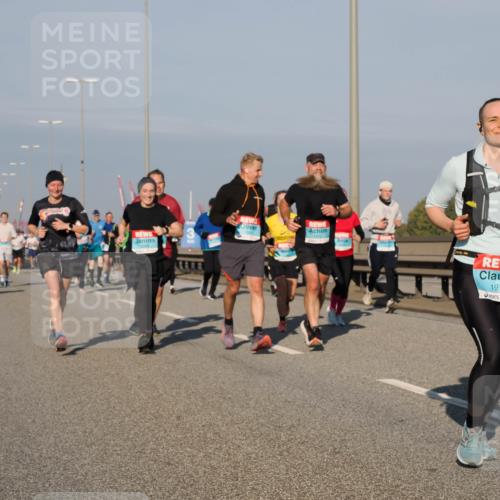 03.10.2025 - Köhlbrandbrückenlauf Fabian Wolf http://msf.ph/oto/9040305 03.10.2025 09:54:24 Position 3 1919 meine-sportfotos.de