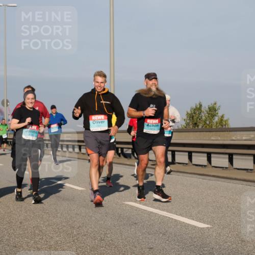 03.10.2025 - Köhlbrandbrückenlauf Fabian Wolf http://msf.ph/oto/9040331 03.10.2025 09:54:25 Position 3 3068, 1391, 1419 meine-sportfotos.de