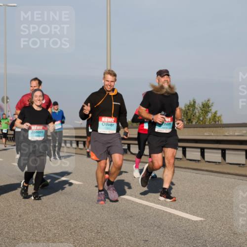 03.10.2025 - Köhlbrandbrückenlauf Fabian Wolf http://msf.ph/oto/9040339 03.10.2025 09:54:25 Position 3 1391, 1419 meine-sportfotos.de