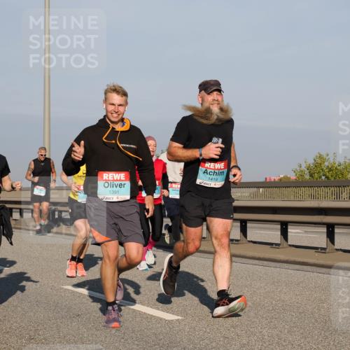 03.10.2025 - Köhlbrandbrückenlauf Fabian Wolf http://msf.ph/oto/9040357 03.10.2025 09:54:26 Position 3 3068, 1391, 1419 meine-sportfotos.de