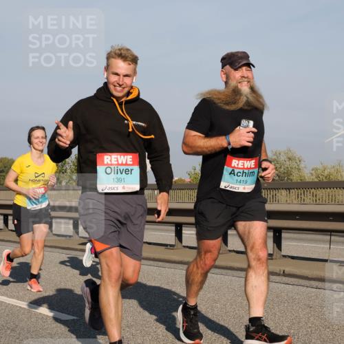 03.10.2025 - Köhlbrandbrückenlauf Fabian Wolf http://msf.ph/oto/9040372 03.10.2025 09:54:26 Position 3 1391, 1419, 3068 meine-sportfotos.de