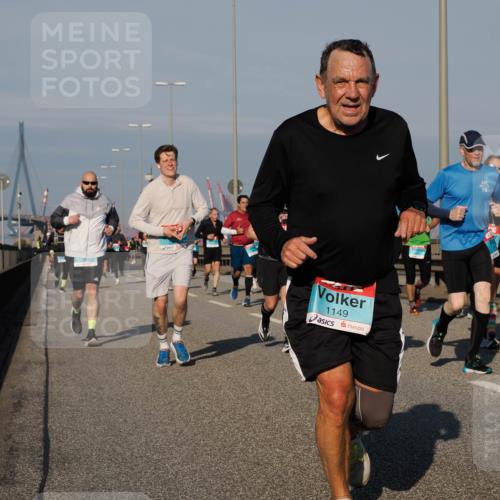 03.10.2025 - Köhlbrandbrückenlauf Fabian Wolf http://msf.ph/oto/9040543 03.10.2025 09:54:32 Position 3 1149 meine-sportfotos.de