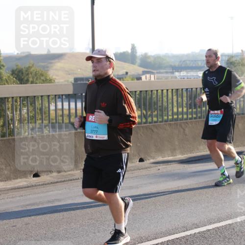 03.10.2025 - Köhlbrandbrückenlauf Lena Gebhardt http://msf.ph/oto/9040652 03.10.2025 09:25:11 Position 1 3777, 2392 meine-sportfotos.de