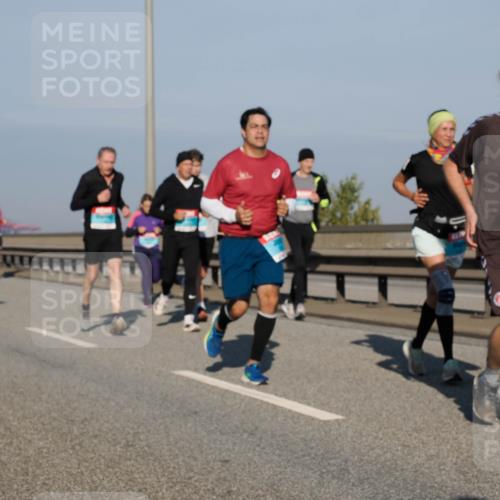 03.10.2025 - Köhlbrandbrückenlauf Fabian Wolf http://msf.ph/oto/9040656 03.10.2025 09:54:37 Position 3  meine-sportfotos.de