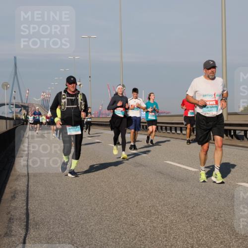 03.10.2025 - Köhlbrandbrückenlauf Fabian Wolf http://msf.ph/oto/9040744 03.10.2025 09:54:40 Position 3 1512, 1341 meine-sportfotos.de