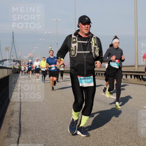 03.10.2025 - Köhlbrandbrückenlauf Fabian Wolf http://msf.ph/oto/9040809 03.10.2025 09:54:43 Position 3 1512, 1583 meine-sportfotos.de