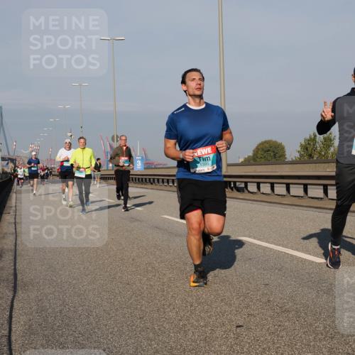 03.10.2025 - Köhlbrandbrückenlauf Fabian Wolf http://msf.ph/oto/9040873 03.10.2025 09:54:47 Position 3 1399, 1605 meine-sportfotos.de