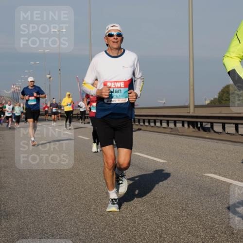 03.10.2025 - Köhlbrandbrückenlauf Fabian Wolf http://msf.ph/oto/9040975 03.10.2025 09:54:52 Position 3 8167, 13 meine-sportfotos.de
