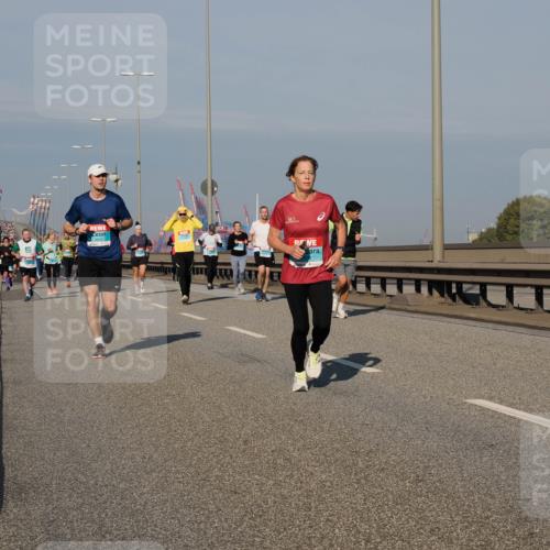 03.10.2025 - Köhlbrandbrückenlauf Fabian Wolf http://msf.ph/oto/9041020 03.10.2025 09:54:53 Position 3  meine-sportfotos.de