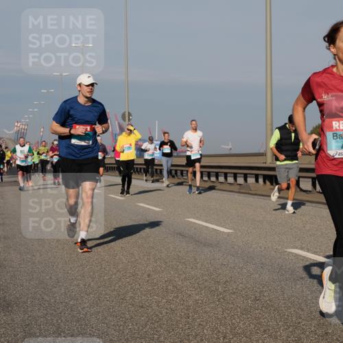 03.10.2025 - Köhlbrandbrückenlauf Fabian Wolf http://msf.ph/oto/9041064 03.10.2025 09:54:55 Position 3  meine-sportfotos.de