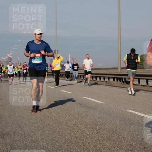 03.10.2025 - Köhlbrandbrückenlauf Fabian Wolf http://msf.ph/oto/9041070 03.10.2025 09:54:55 Position 3 3653, 705 meine-sportfotos.de