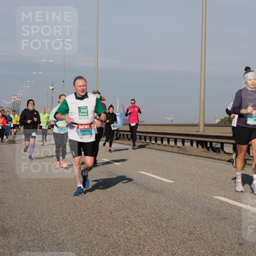 03.10.2025 - Köhlbrandbrückenlauf Fabian Wolf http://msf.ph/oto/9041164 03.10.2025 09:55:03 Position 3 1522, 1801 meine-sportfotos.de