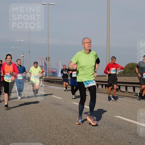03.10.2025 - Köhlbrandbrückenlauf Fabian Wolf http://msf.ph/oto/9041356 03.10.2025 09:55:11 Position 3  meine-sportfotos.de