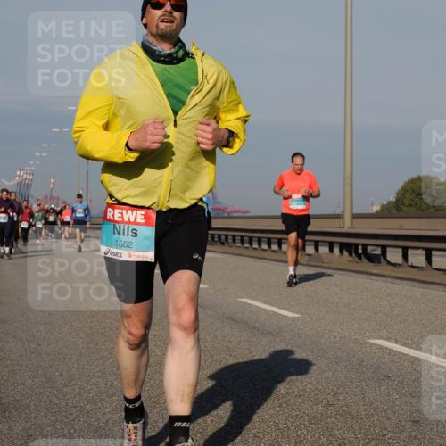 03.10.2025 - Köhlbrandbrückenlauf Fabian Wolf http://msf.ph/oto/9041541 03.10.2025 09:55:18 Position 3 1662 meine-sportfotos.de