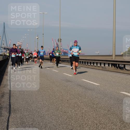 03.10.2025 - Köhlbrandbrückenlauf Fabian Wolf http://msf.ph/oto/9041594 03.10.2025 09:55:21 Position 3  meine-sportfotos.de